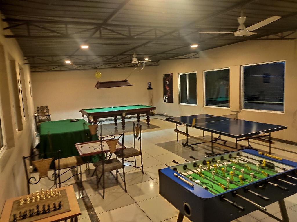 67d64945ab373df8237087b8abac0392.jpg