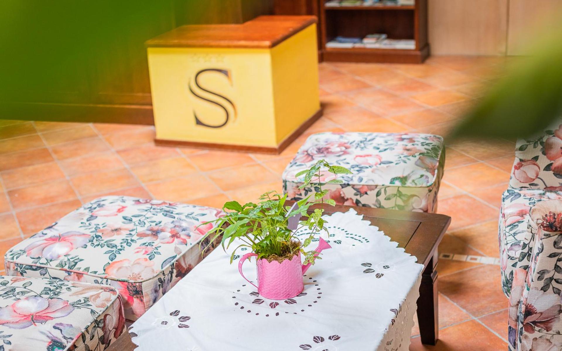 Restaurant-cafeteria