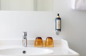 thumbnail: Bathroom amenities
