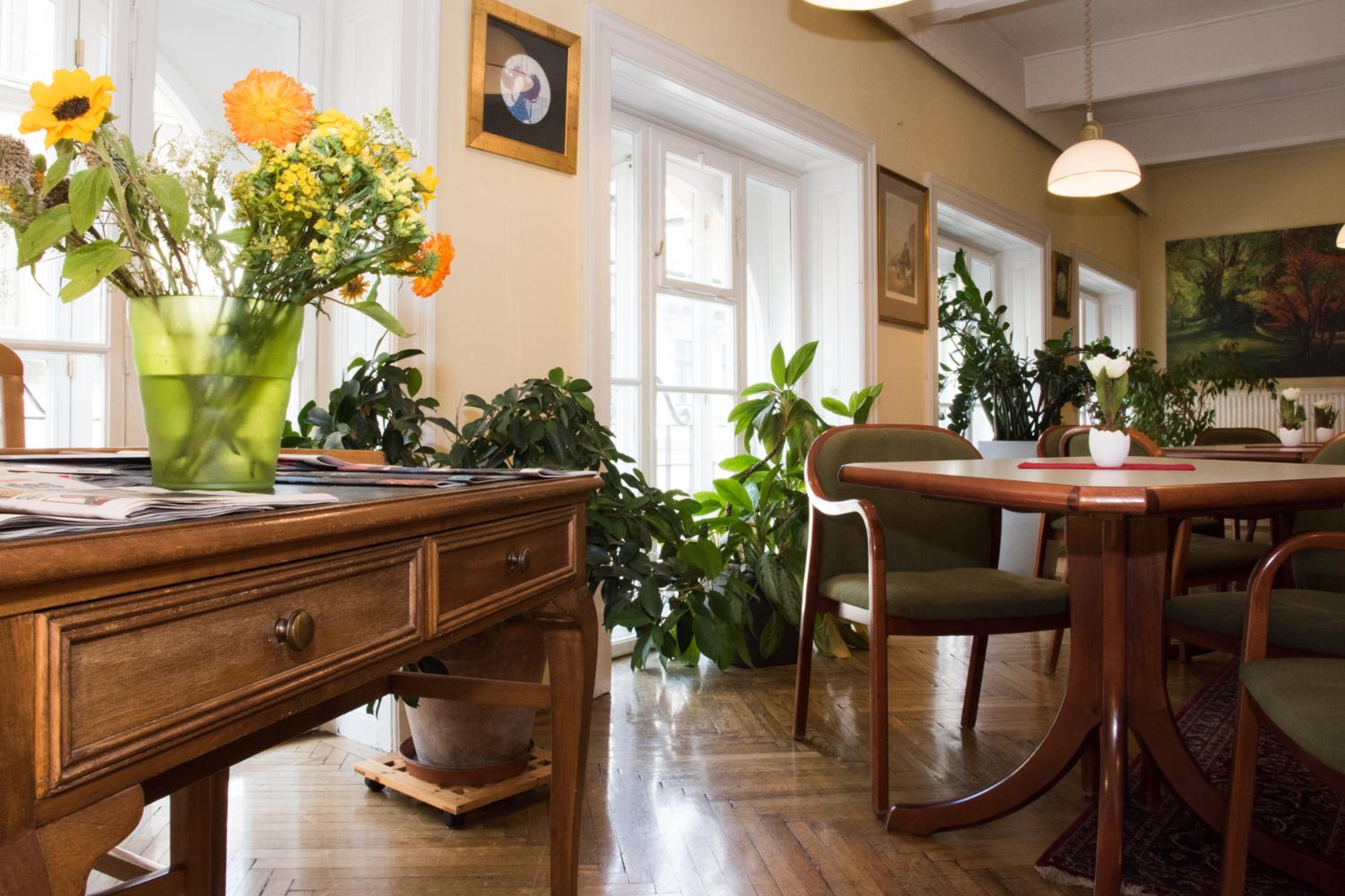 Restaurant-cafeteria