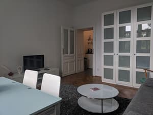 thumbnail: In-room dining