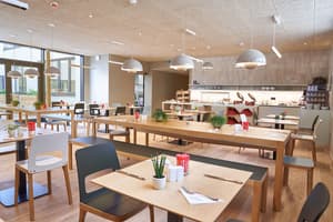 thumbnail: Breakfast area