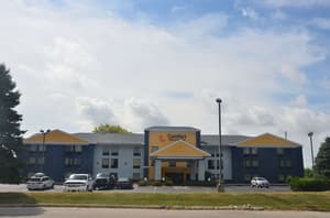thumbnail: Exterior