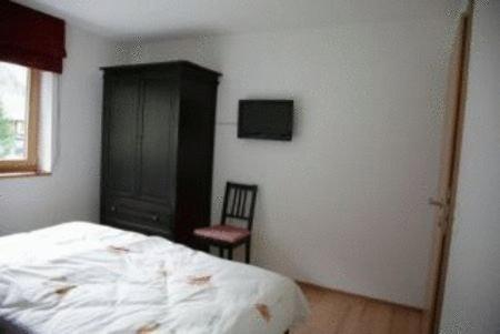 3293742.jpg