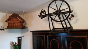 thumbnail: Interior entrance
