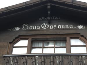 thumbnail: Exterior detail
