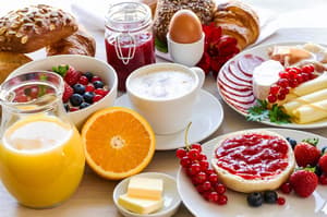 thumbnail: Breakfast area
