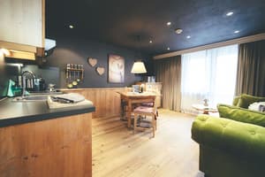 thumbnail: Interior detail
