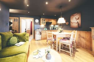 thumbnail: Interior detail
