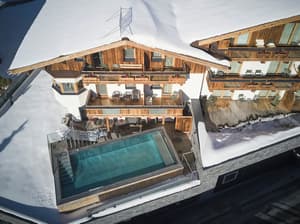 thumbnail: Exterior