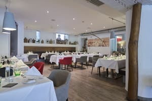 thumbnail: Restaurant