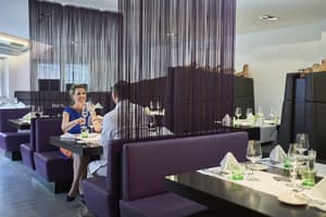 thumbnail: Restaurant