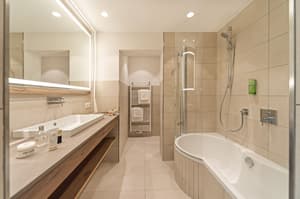 thumbnail: Bathroom