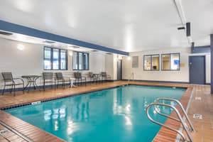thumbnail: Pool