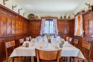 thumbnail: Interior
