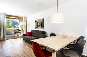 thumbnail: In-room dining