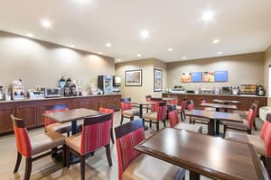 thumbnail: Breakfast area