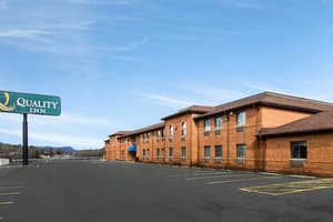 thumbnail: Exterior