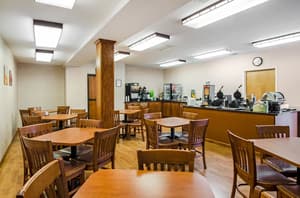 thumbnail: Breakfast area