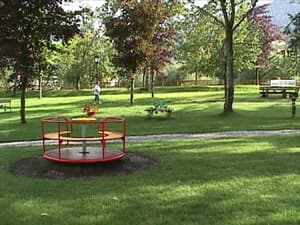 thumbnail: Children's play area - outdoor