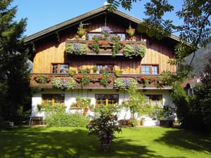 thumbnail: Exterior