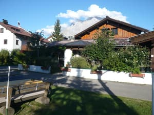 thumbnail: Exterior