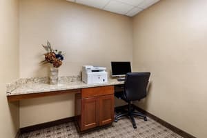 thumbnail: Business center
