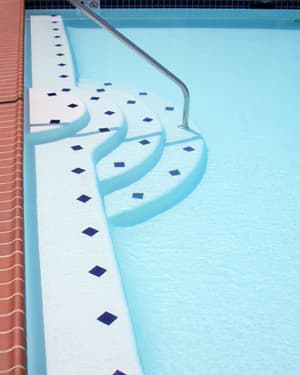 thumbnail: Outdoor pool