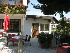 thumbnail: Terrace/patio