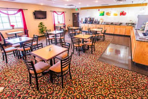 thumbnail: Breakfast area