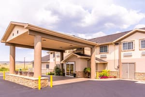 thumbnail: Exterior
