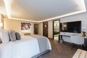 thumbnail: Room