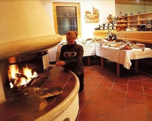 thumbnail: Restaurant