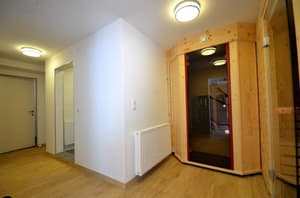 thumbnail: General view
