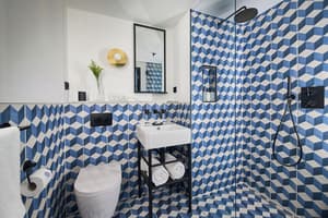 thumbnail: Bathroom