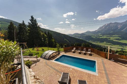 477344716.jpg