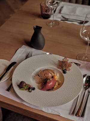 thumbnail: Restaurant