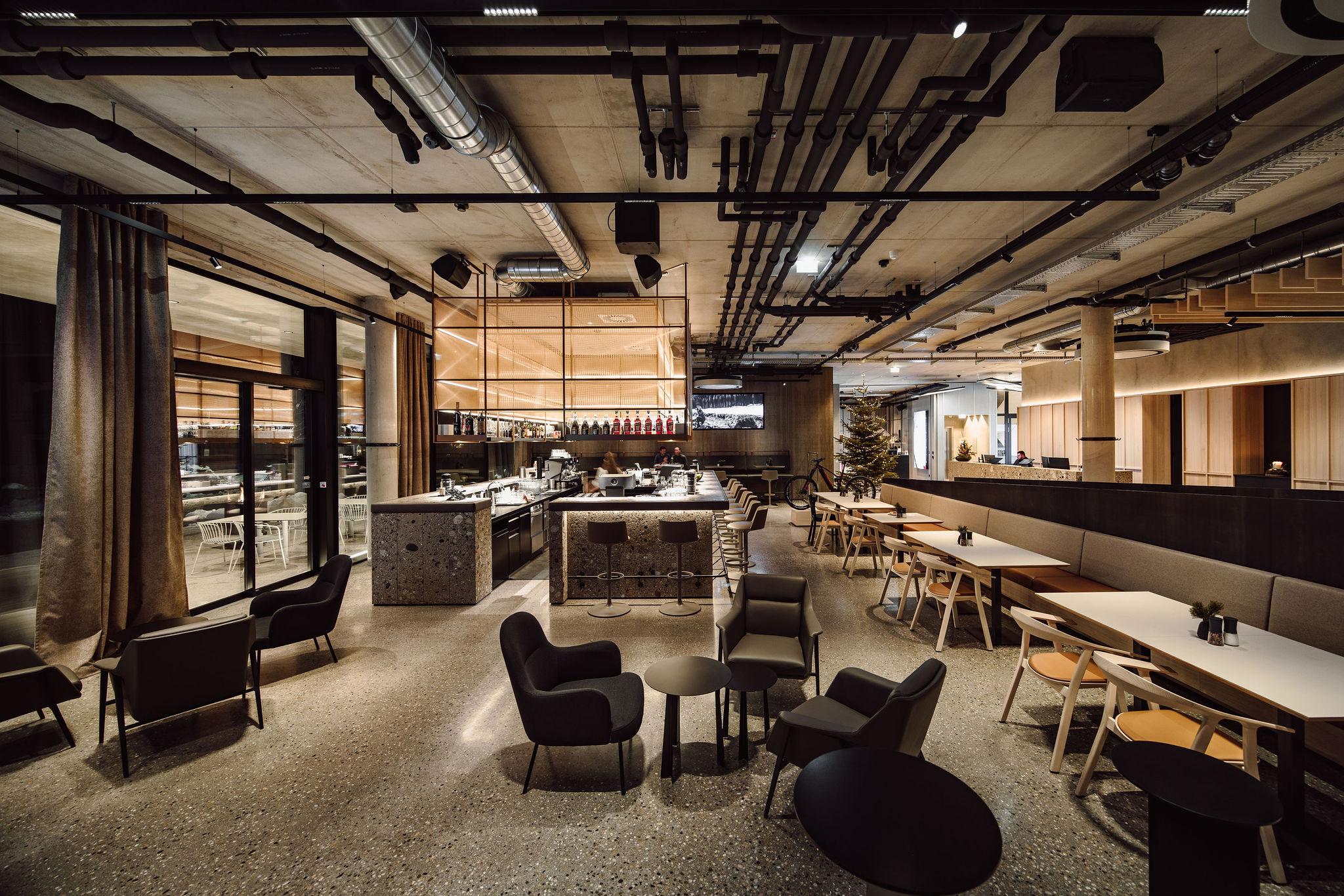Restaurant-cafeteria