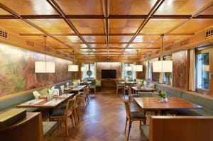thumbnail: Restaurant