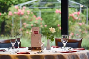 thumbnail: Restaurant