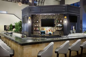 thumbnail: Bar (on property)