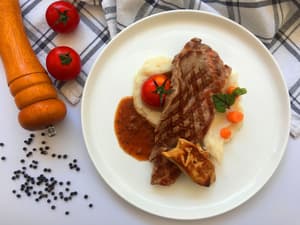 thumbnail: Restaurant