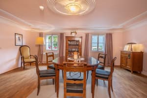 thumbnail: In-room dining