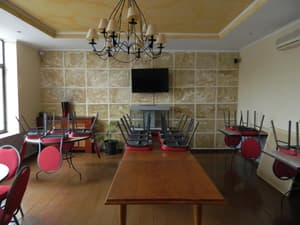 thumbnail: Restaurant
