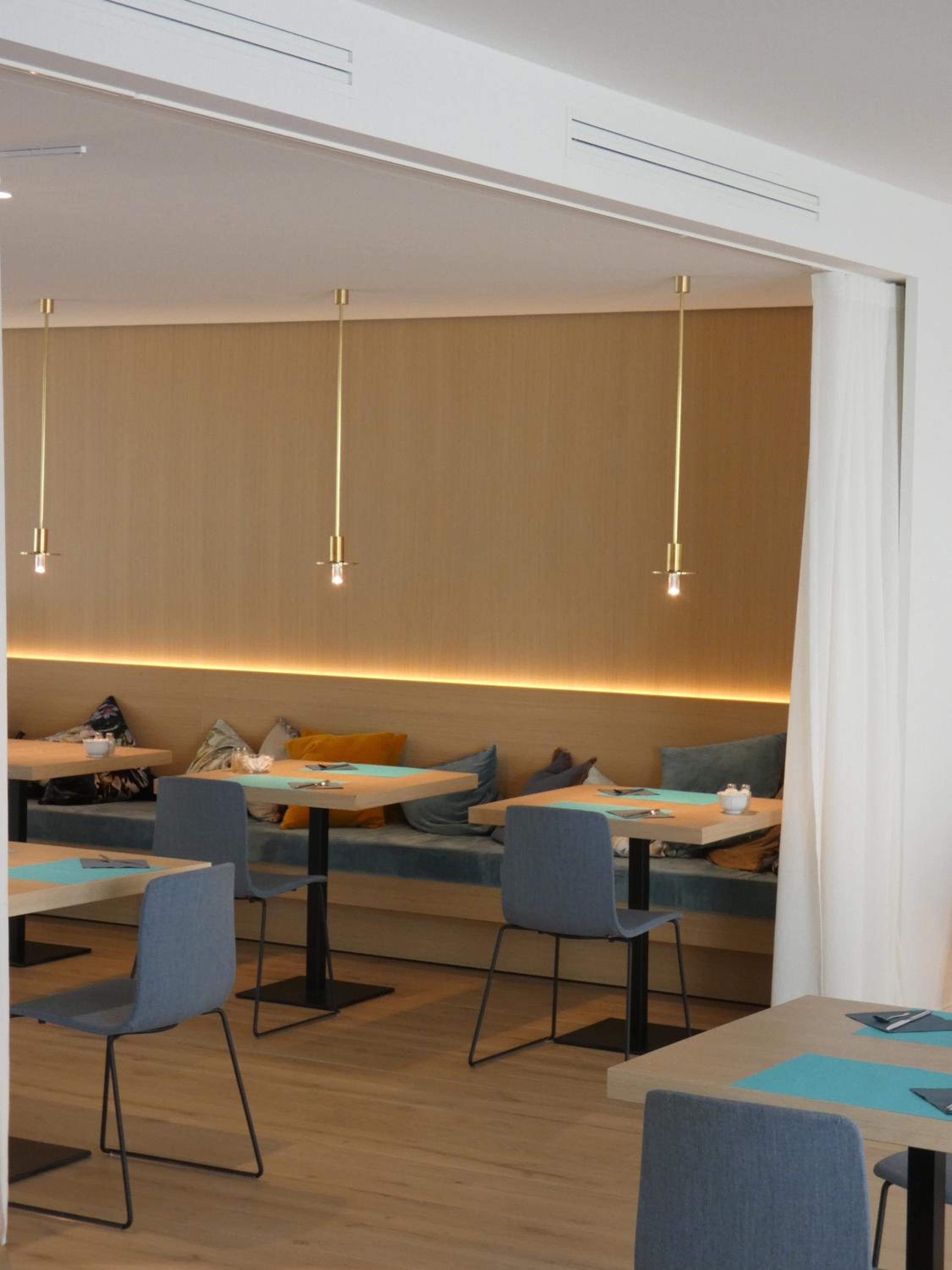 Restaurant-cafeteria