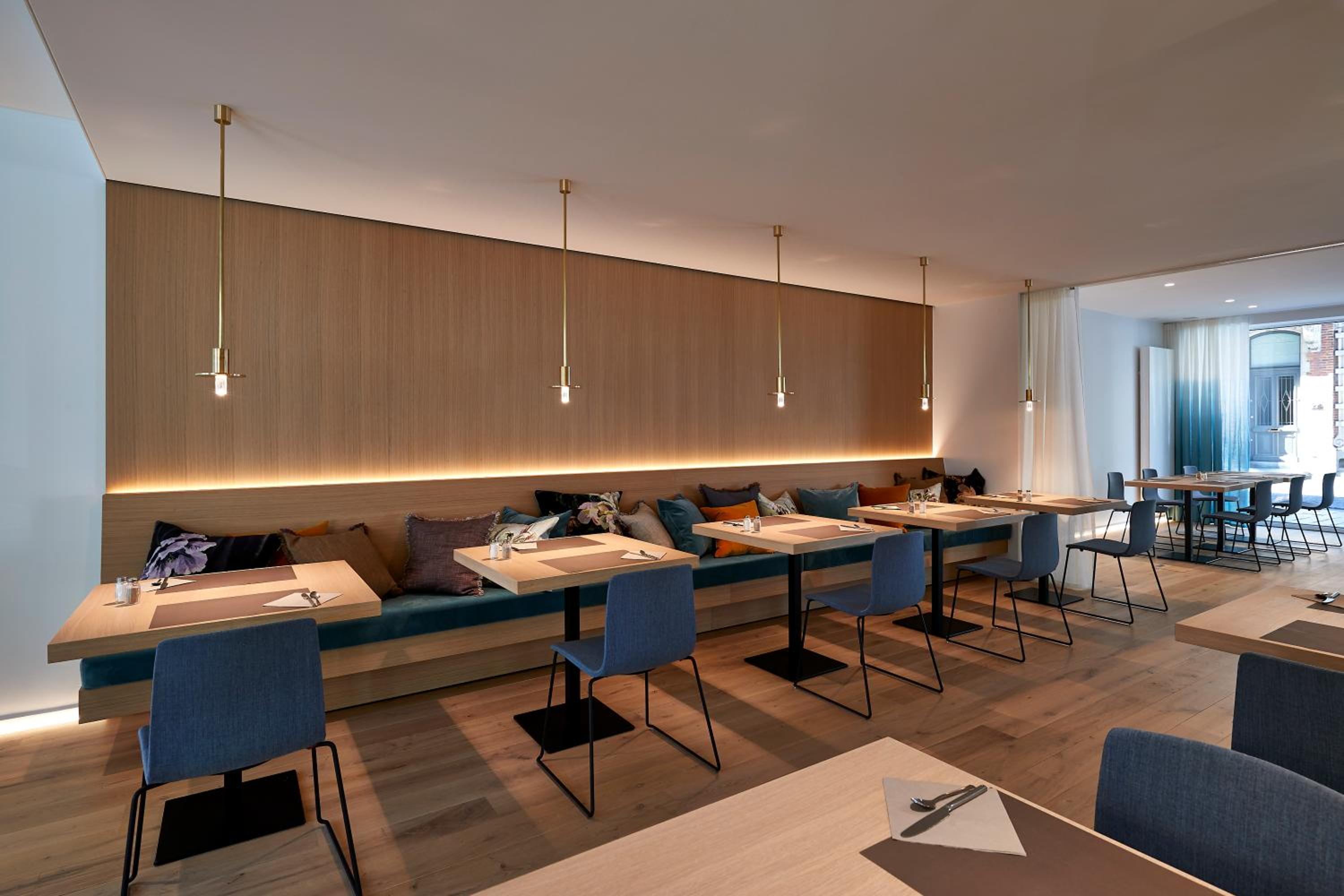 Restaurant-cafeteria