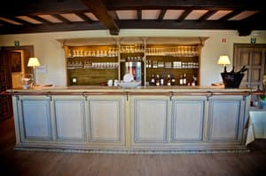 thumbnail: Bar (on property)
