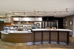 thumbnail: Restaurant