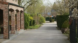 thumbnail: Property grounds
