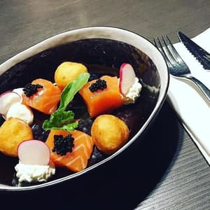 thumbnail: Dining